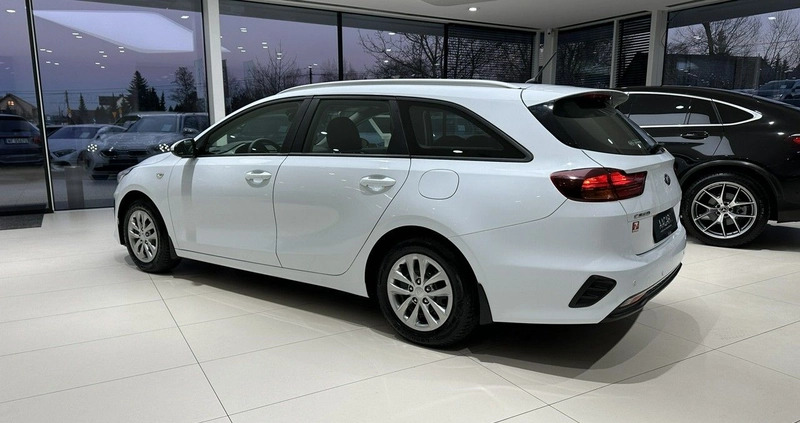 Kia Ceed cena 46500 przebieg: 156252, rok produkcji 2020 z Tczew małe 781